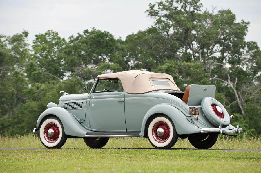  Ford DeLuxe Cabriolet 1935 года  (фото 4 из 22)